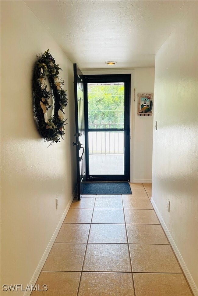 Building Photo - 4410 Chantelle Dr