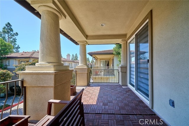 Building Photo - 441 Ridgeway