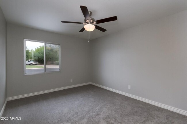 Building Photo - 4614 S Kachina Dr
