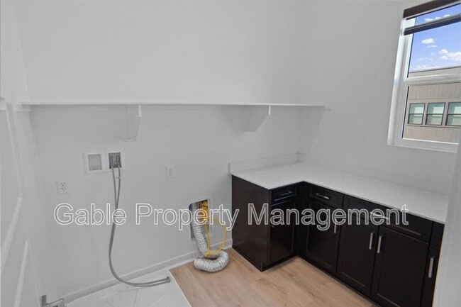 Building Photo - 27468 Flycatcher Pl