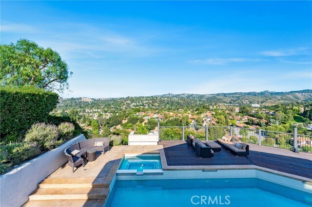 Building Photo - 4372 Park Vicente