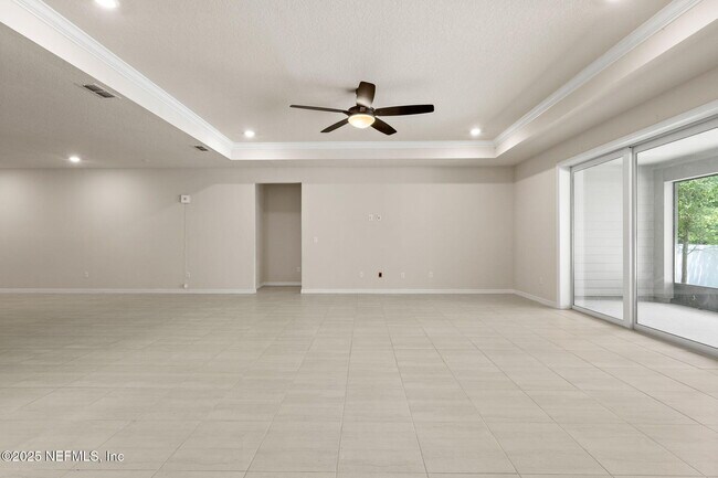 Building Photo - 2817 Ivy Post Dr