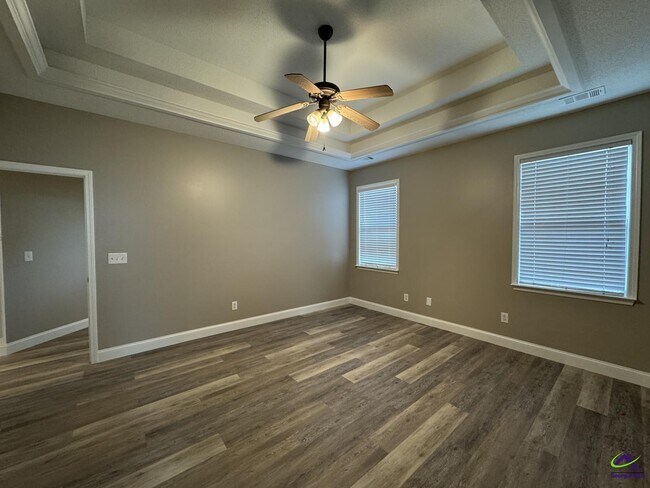 Building Photo - 106 Daventry Ln