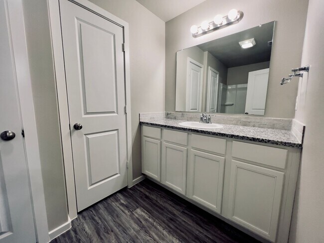 Building Photo - 2102 N Avenue K