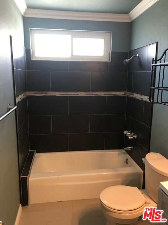 Building Photo - 2018 S Longwood Ave