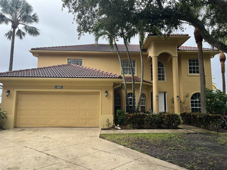 Building Photo - 207 Banyanwood Pt