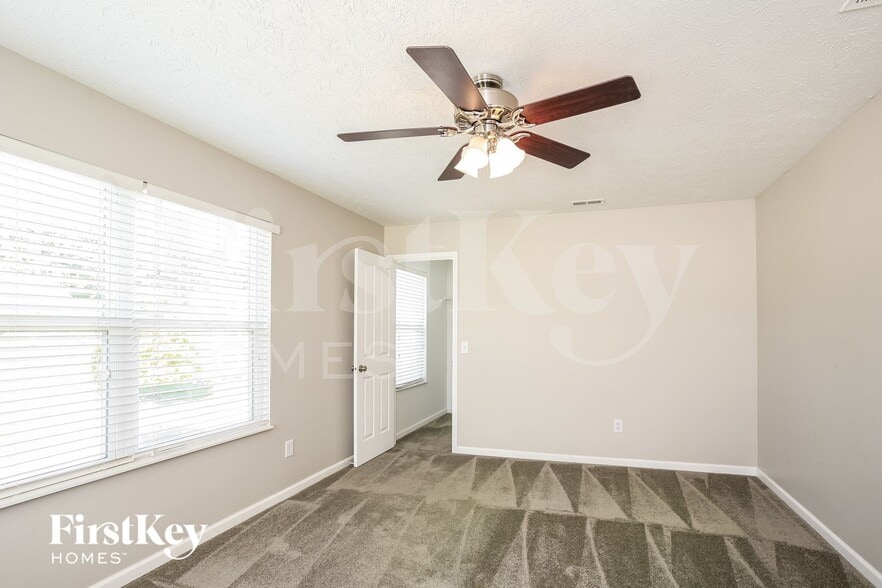 Building Photo - 12970 Bartlett Dr