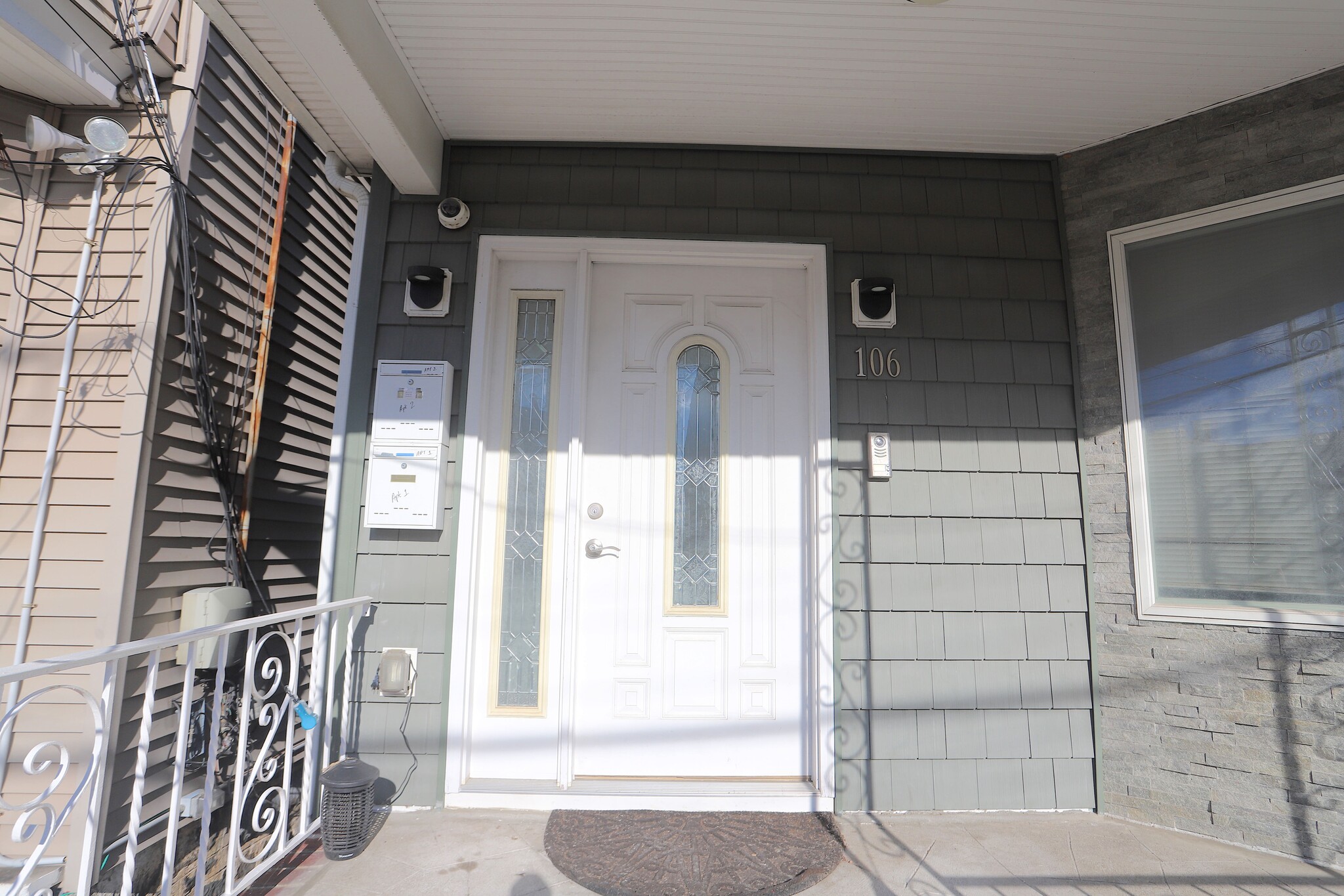 Building Photo - 106 Poplar St