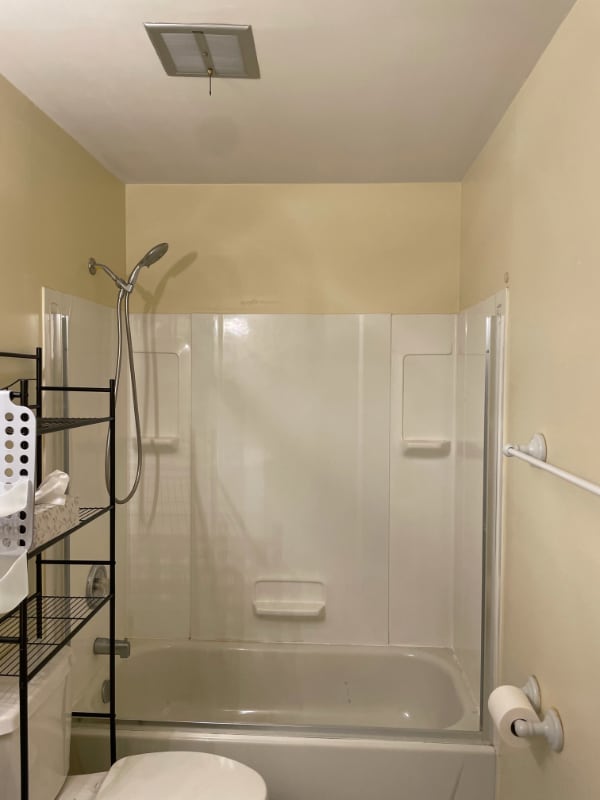 Building Photo - 5101 Carriage Way Dr