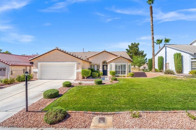 Primary Photo - 5005 Cliffrose Dr
