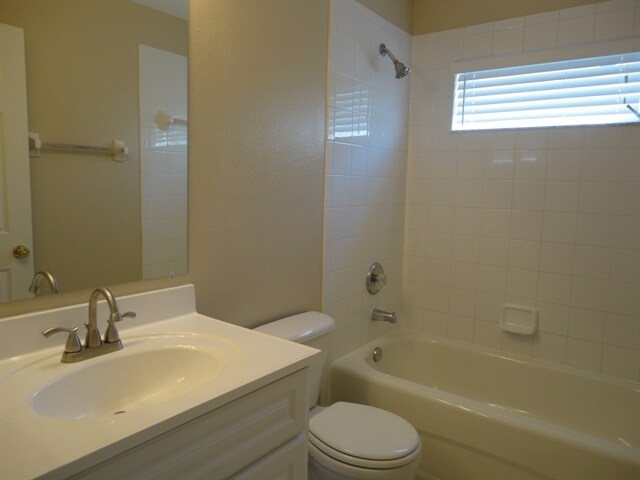 Building Photo - 11727 Brenford Crest Dr