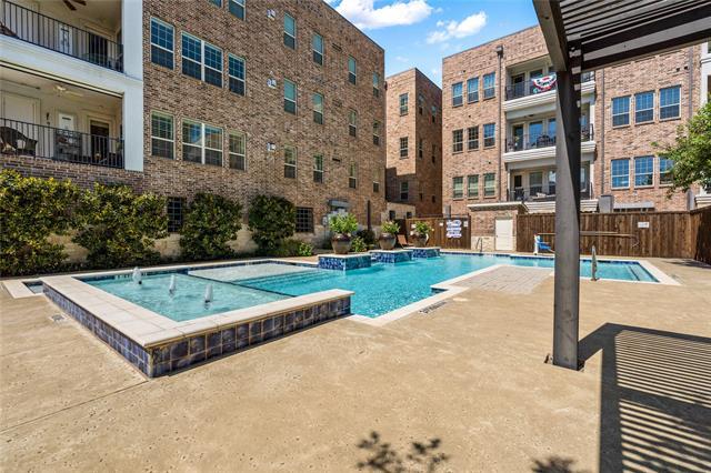 Building Photo - 15875 Spectrum Dr