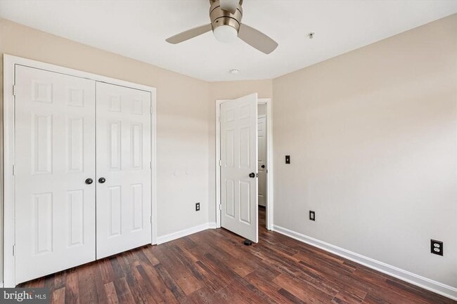 Building Photo - 3811 Eisenhower Ave