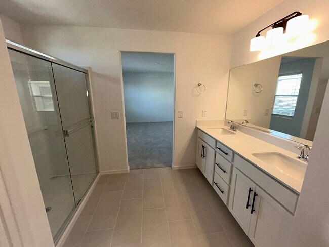 Building Photo - 25168 N 165th Ave