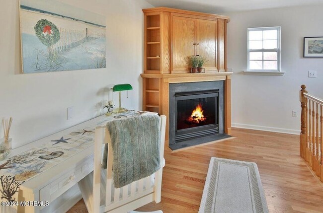 Building Photo - 305 Baltimore Ave