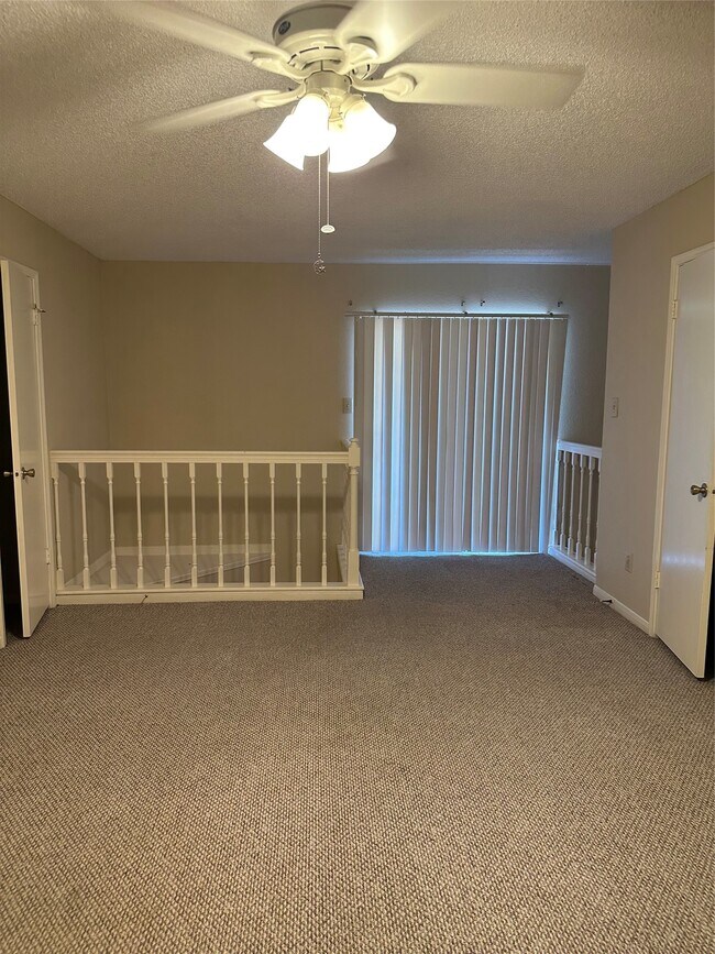 Building Photo - 2121 Hepburn St