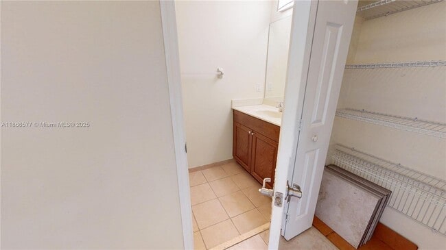 Building Photo - 9391 SW 171st Ave