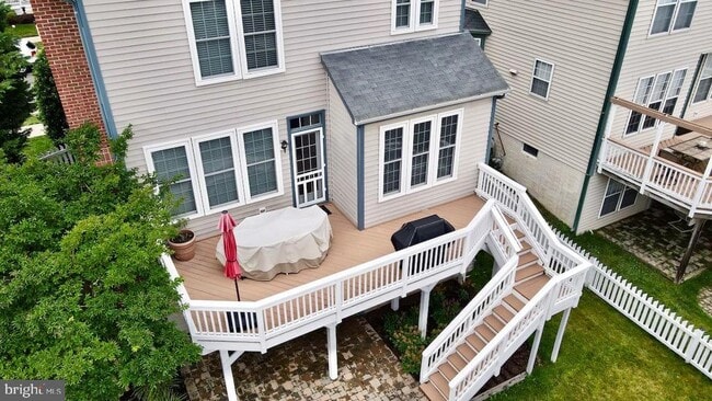 Building Photo - 20400 Charter Oak Dr