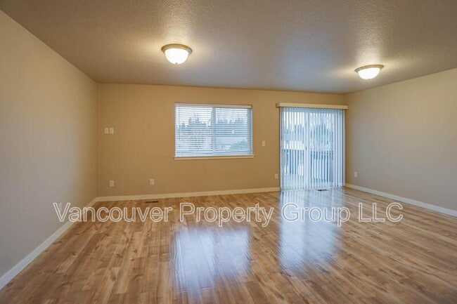 Building Photo - 7428 NE 62nd St