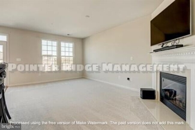 Building Photo - 900 Hall Station Dr
