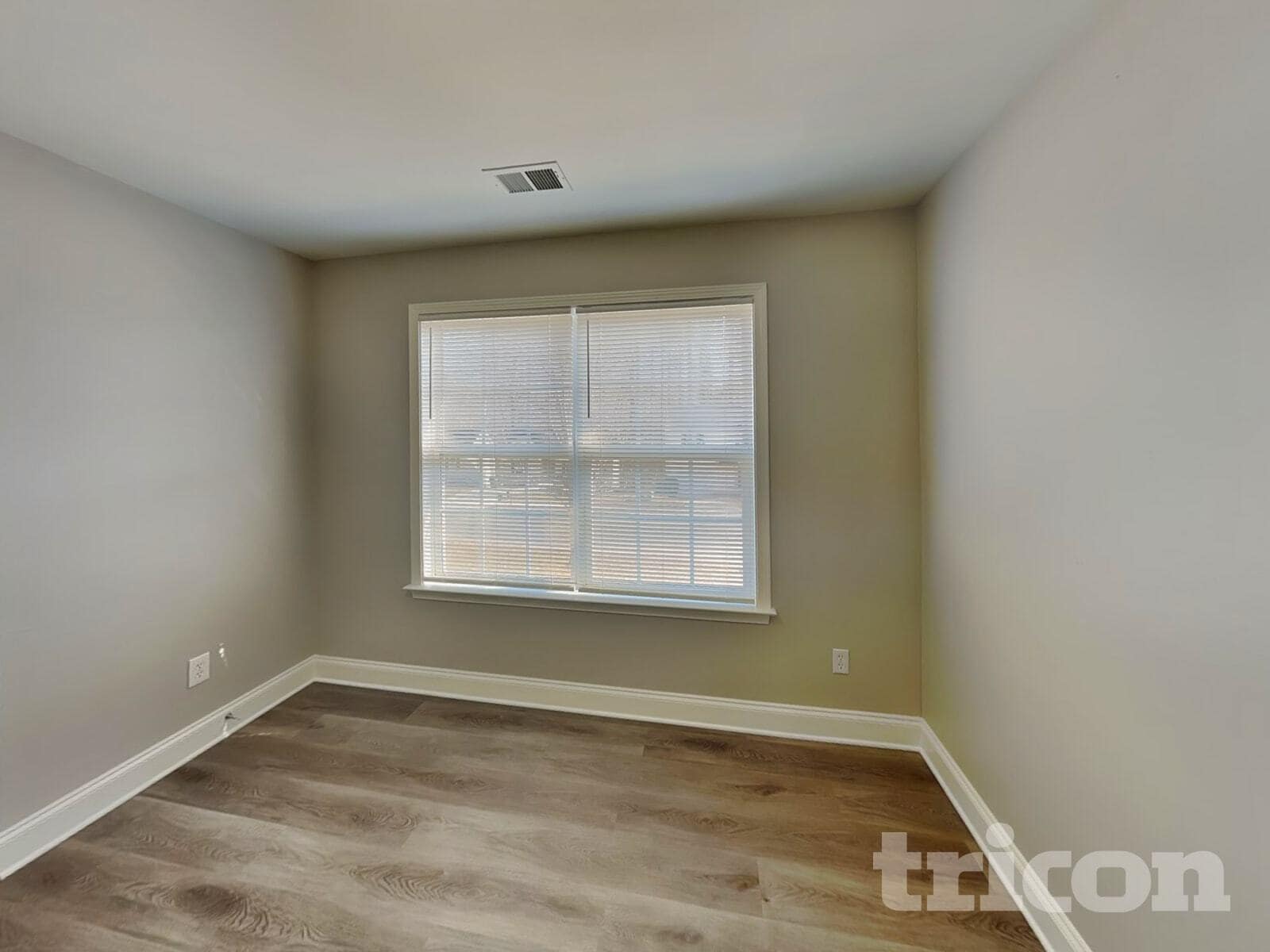 Building Photo - 2538 Terra Dr