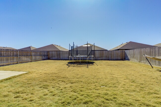 Building Photo - 2323 149th St