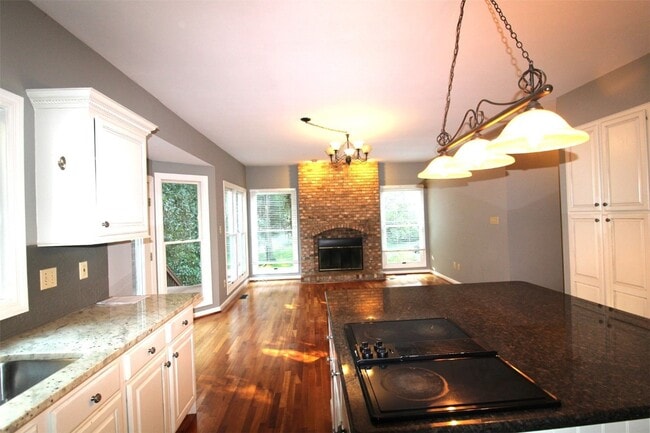 Building Photo - 1647 Wildhorse Pkwy Dr