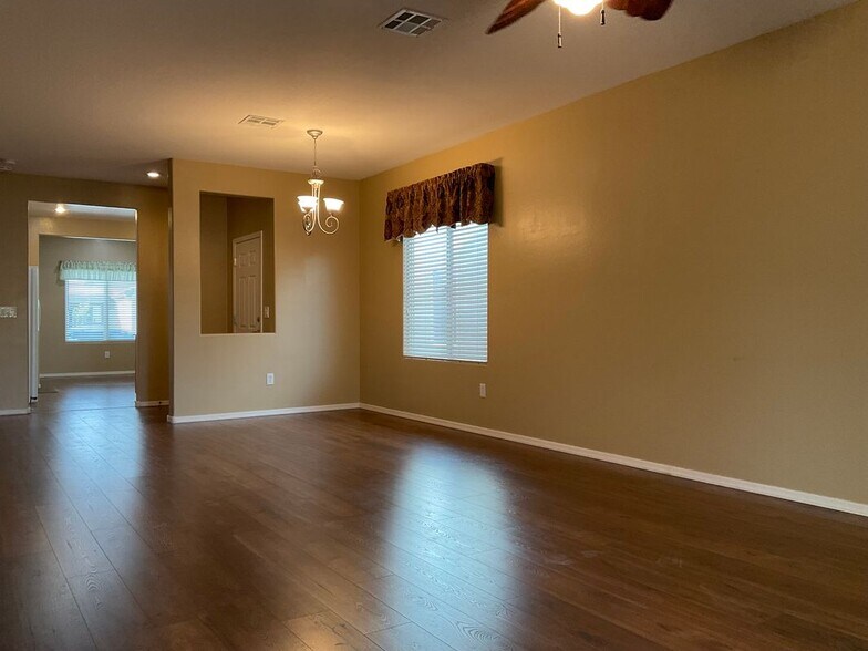 Building Photo - 3603 Herring Gull Ln