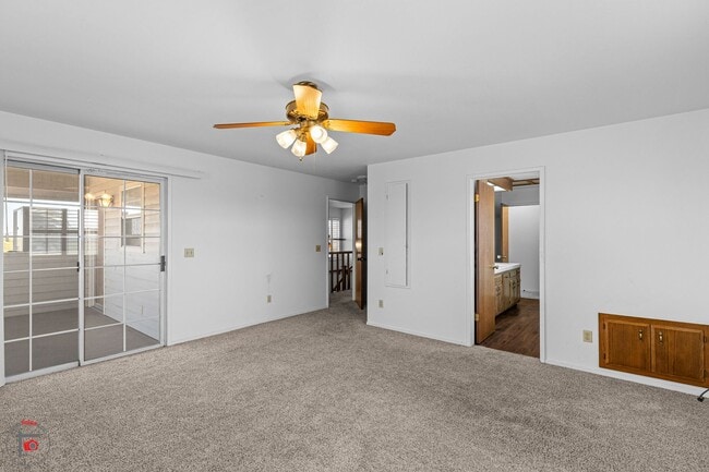 Building Photo - 8795 Olive Ave