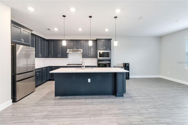Building Photo - 4067 Meandering Bay Dr