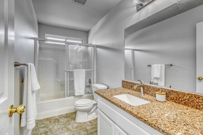 Building Photo - 3 bedroom Eagle home