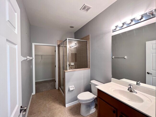 Building Photo - 3702 Pino Vista Way