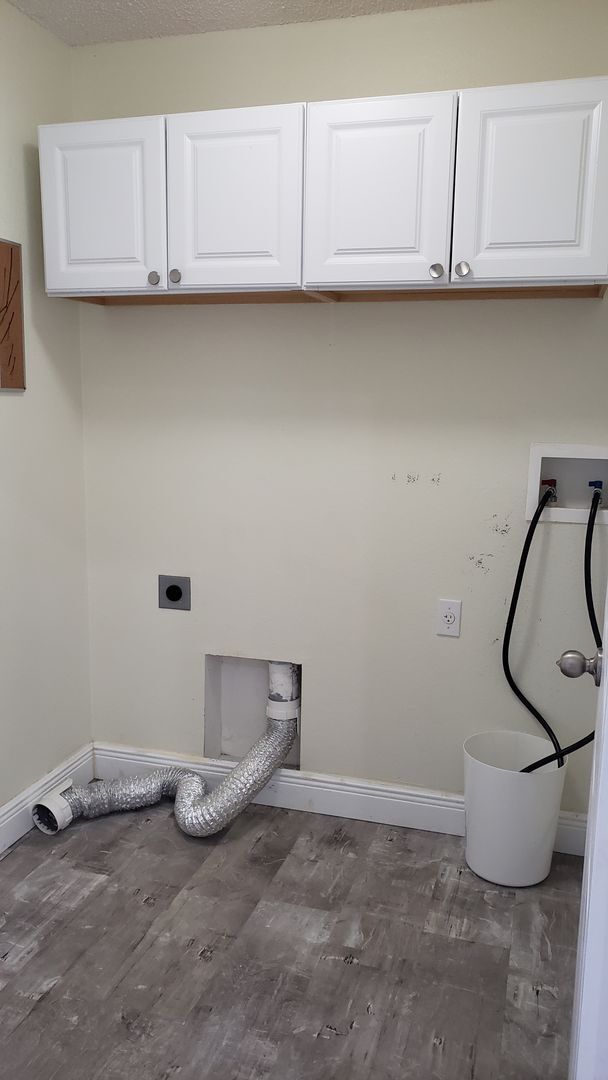 Building Photo - 5141 Pine Needle Dr