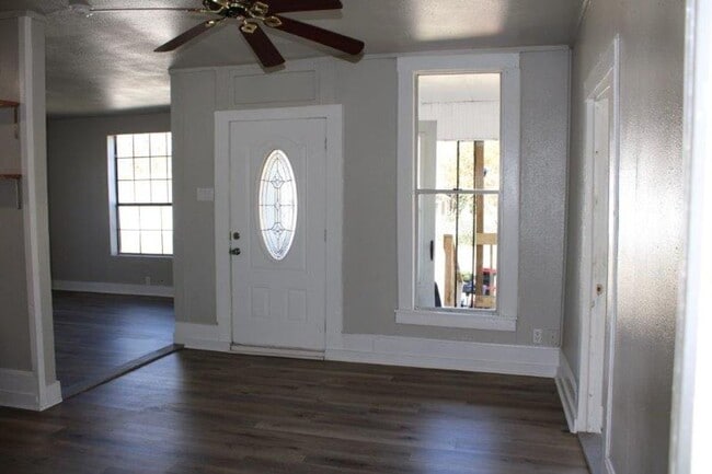 Primary Photo - Temple 3 Bedroom Near Scott and White!