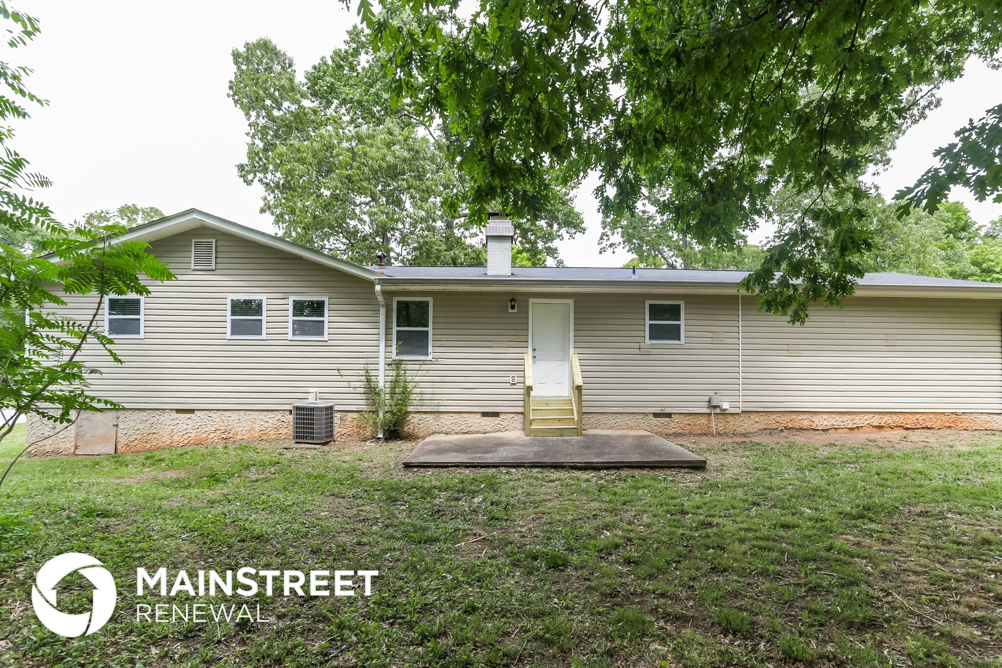 Building Photo - 5819 S Quail Dr