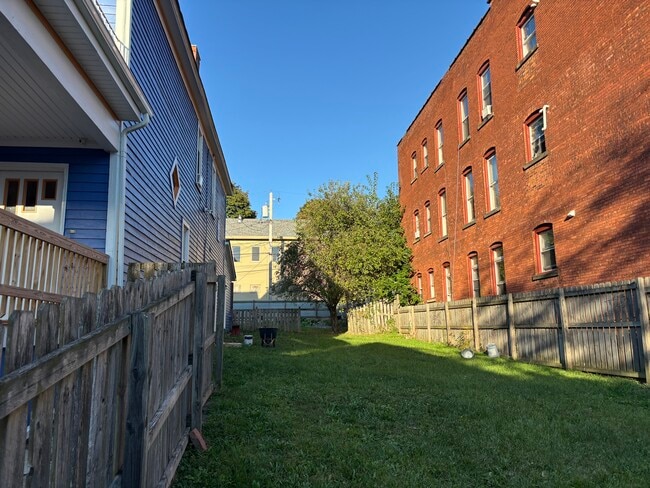 Building Photo - 239 West Ave