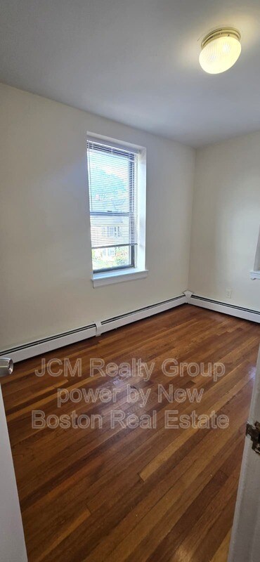 Building Photo - 9 Victory Rd