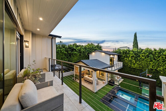 Building Photo - 15645 Woodvale Rd