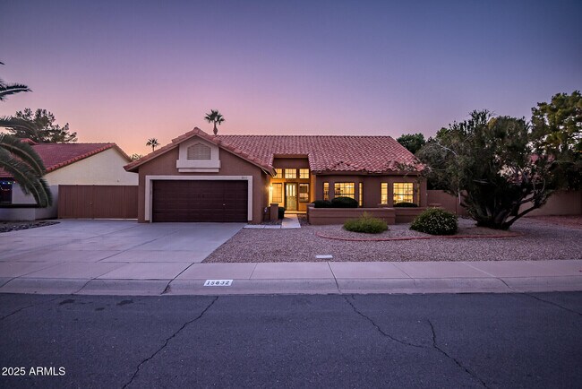 Building Photo - 15832 N 60th Way