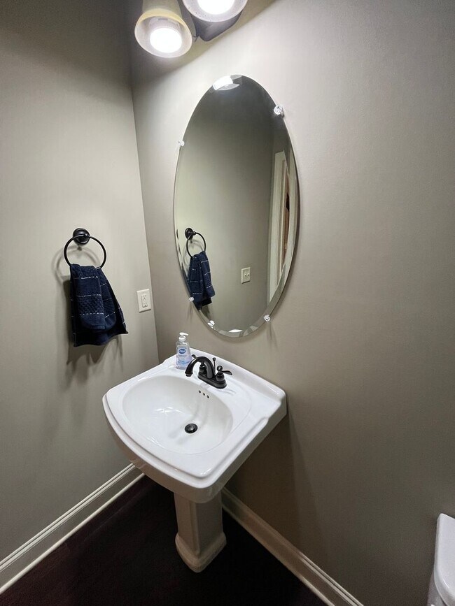Building Photo - Located in Wrenwood Subdivision!!
