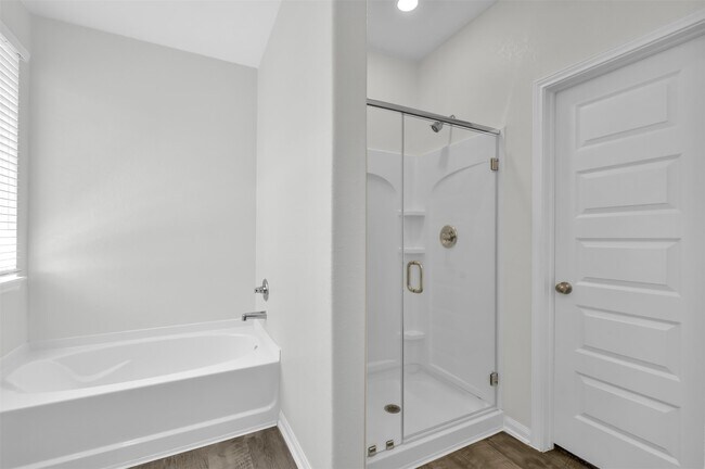 Building Photo - 14733 Pinion Ct