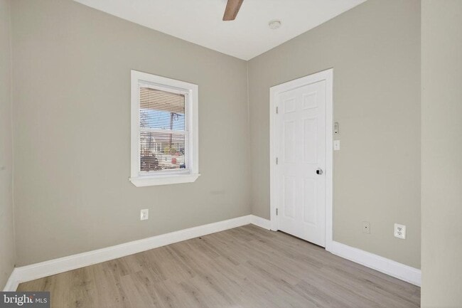 Building Photo - 505 69th St