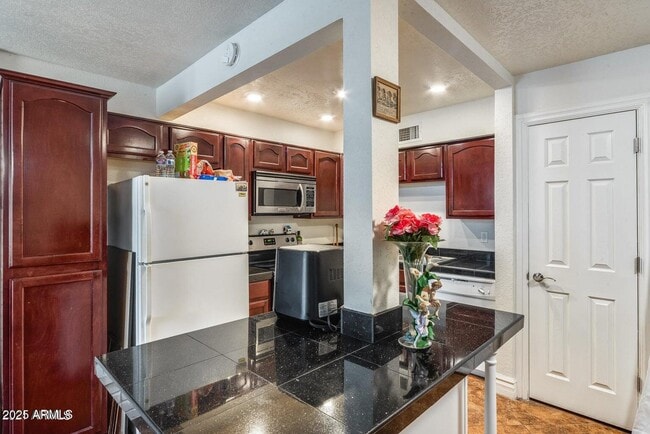 Building Photo - 4202 N 28th St