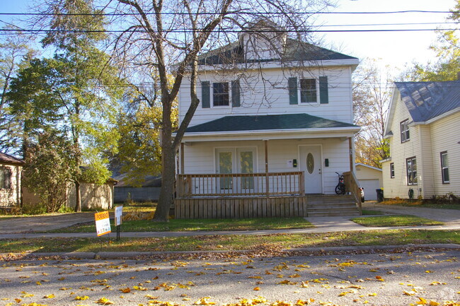 Building Photo - 608 Maiden Ln