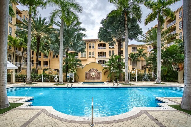 Building Photo - 3001 NE 185th St