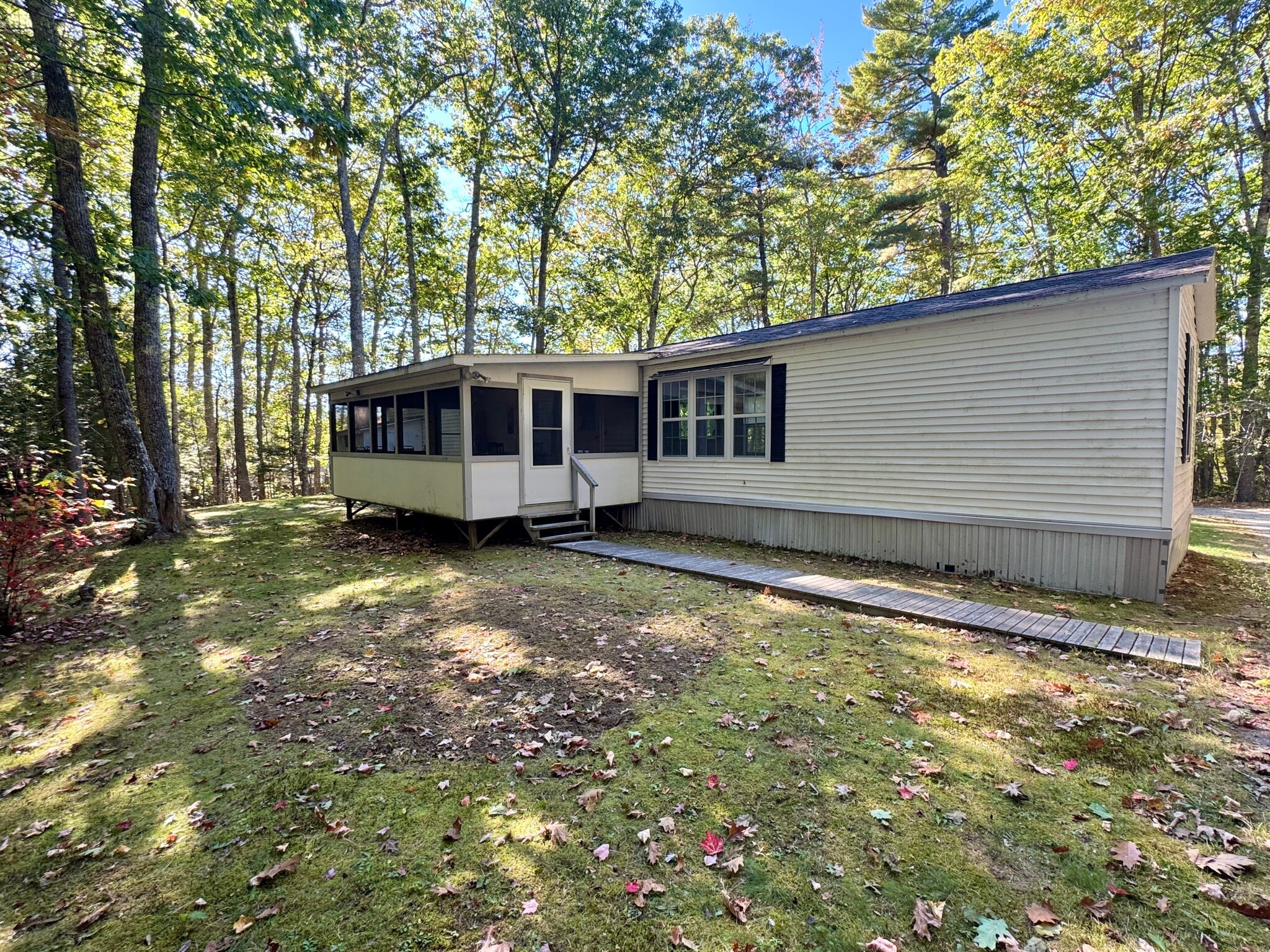 Building Photo - 24 Oakwood Ln