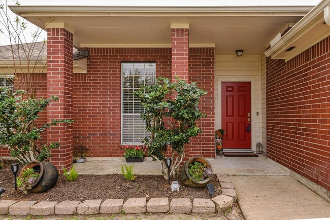 Building Photo - 16022 Capistrano Falls Dr