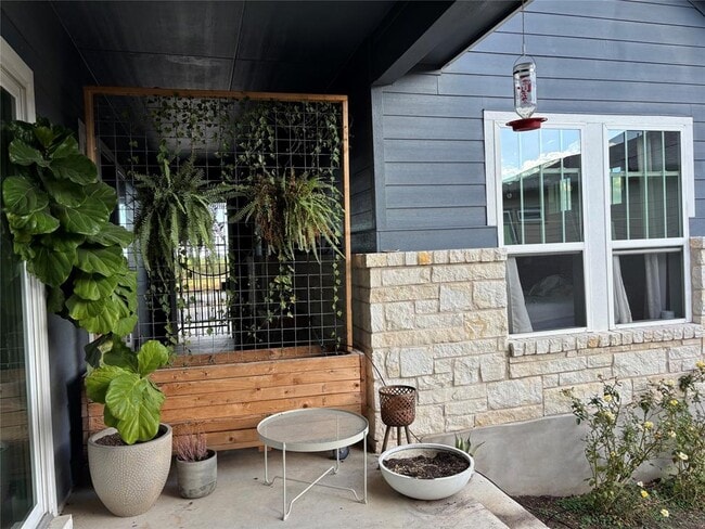 Building Photo - 9204 Apogee Blvd