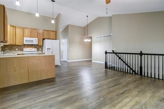 Building Photo - 129 Ft Hancock Cir