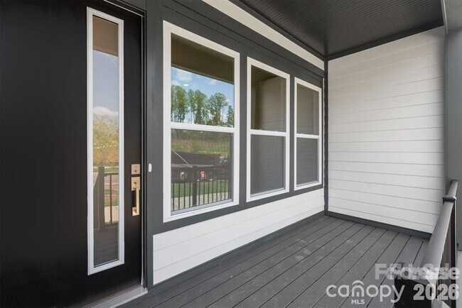 Building Photo - 417 Prine Pl